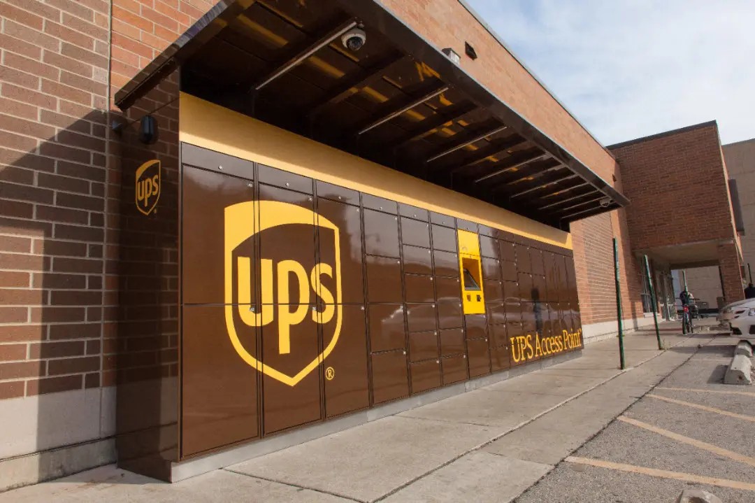 UPS表示2021年的航空运输碳排放量增加了近百分之5左右