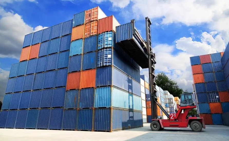 十月下旬我国主要港口集装箱量增长3.2%